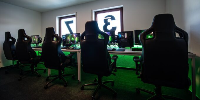 best gaming chairs big tall guys